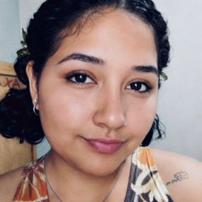 Karolayne, Babá em São Luís de Montes Belos