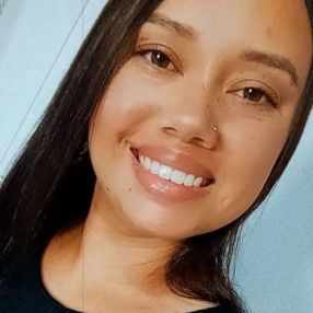 Lisiane, Babá em Canoas
