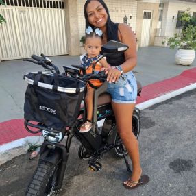 Suelen Cristina Casemiro Santos de, Família em Guarapari