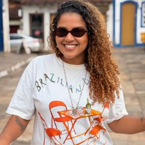 Gabriela, Babá em Vitória