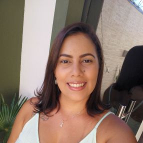 Marina, Babá em Montes Claros