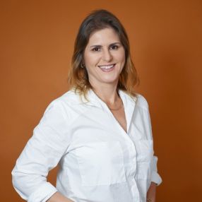 ELISANDRA, Babá em Erechim