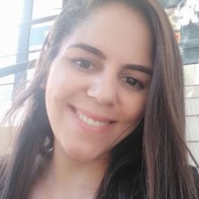 Karina, Babá em Monte Mor