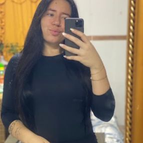 Larissa, Babá em Torres