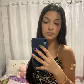 Julia, Babá em Manhuaçu