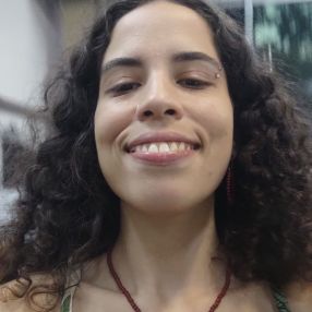 Iana, Babá em Ilhéus