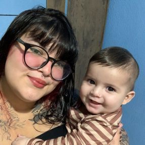 Vitória, Família em Praia Grande