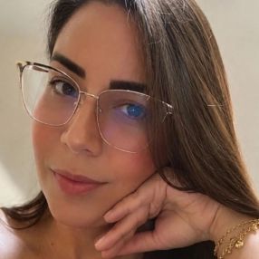 Patrícia Batista de, Babá em Praia de Fagundes