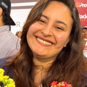 Ana Carolina, Família em Caieiras