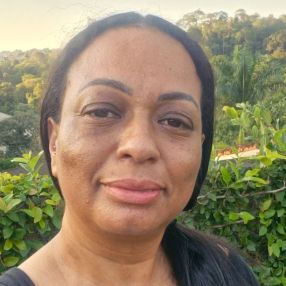 Andreia, Babá em Embu das Artes