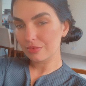 Lucineia, Babá em Caraguatatuba
