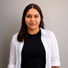 Ingrid, Babá em Duque de Caxias