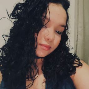 Julia, Babá em Nova Serrana