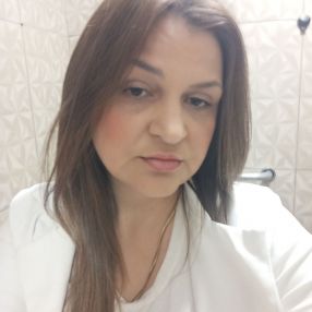 Graziele, Babá em Nova Santa Rita