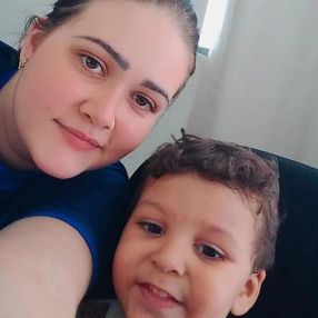 Isabelle Cristina Almeida da, Family in Nova Serrana