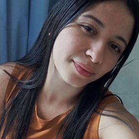 Daniela, Babá em Nova Venécia