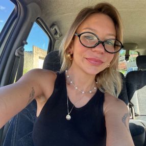 Camila, Babá em Porto Alegre