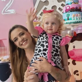 Ana Carolina, Família em Itapira