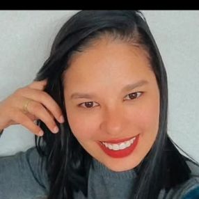 Thalita, Babá em Itanhaém