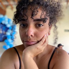 Lauryana, Babá em Votuporanga