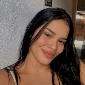 Aline, Babá em Manaus