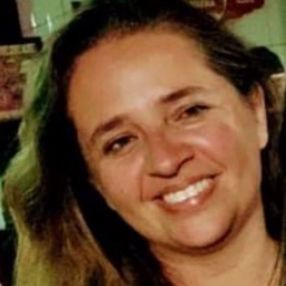 Lisiane, Babá em Lages