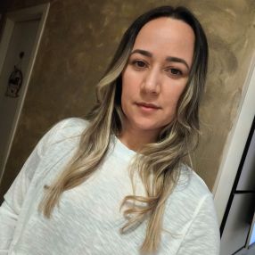 Daniela, Babá em Cotia