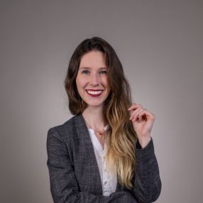 Aline, Family in Salto