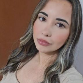 PRISCILA, Babá em Capão da Canoa