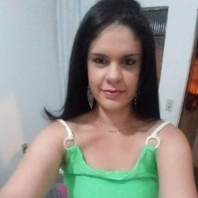 Camila de Oliveira Coelho, Babá em Cachoeiro de Itapemirim