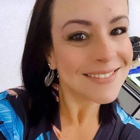 Regiane, Babá em São Pedro