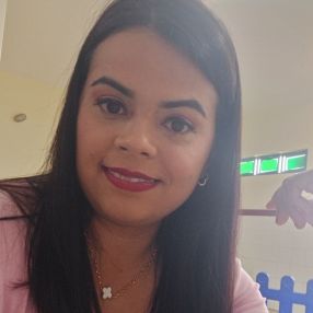 Aline Fernanda Corrêa, Babá em Engenheiro Coelho