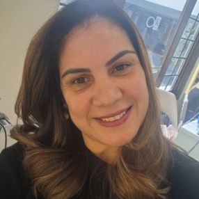 Ana Paula, Babá em Porto Alegre