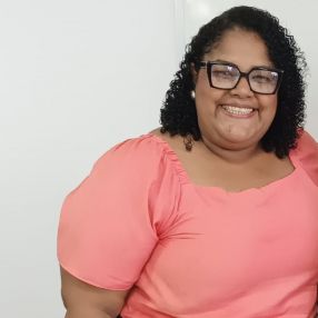 Karine, Babysitter in Salvador