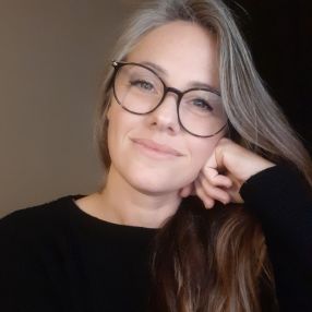 Leticia, Babá em Cambé
