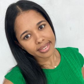 Jessica, Babá em Pedras de Fogo