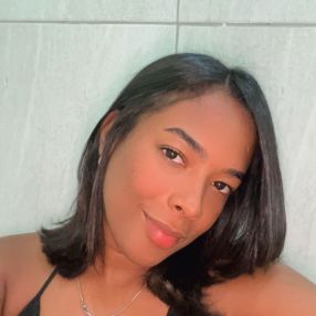 Camila, Babá em Magé