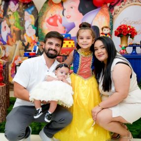 Angelica, Família em Camaçari