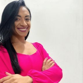 Evelyn, Babá em Ibiúna
