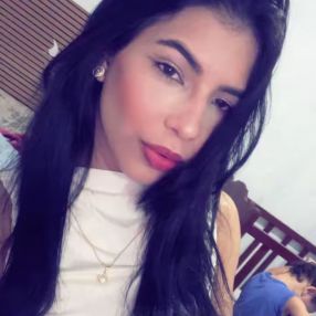 Juliane, Babá em Gravatá