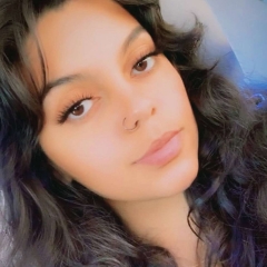 Sara, babysitter à Hamilton