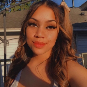 Janessa, Babysitter à Pitt Meadows