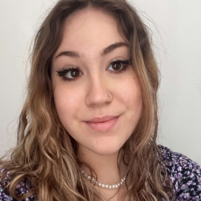 Jade, Babysitter in Sainte-Julienne