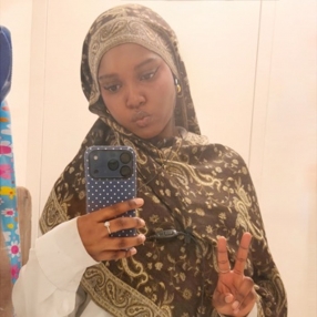 Nusra, Babysitter à Sherbrooke