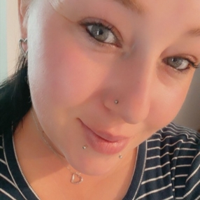 Krystel, Babysitter à Repentigny