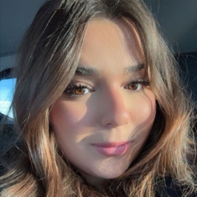 Juliana, Babysitter à Wellington County