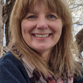 Gail, Babysitter à Ingersoll