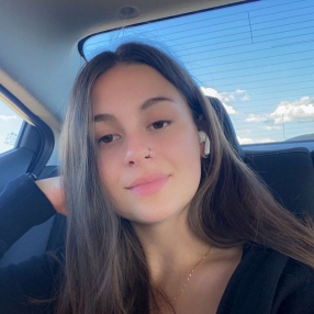 Jasmine, Babysitter à Kitchener