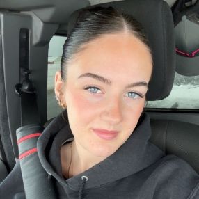 Taylore, Babysitter à Elmira