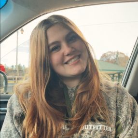 Emily, Babysitter in Huntsville